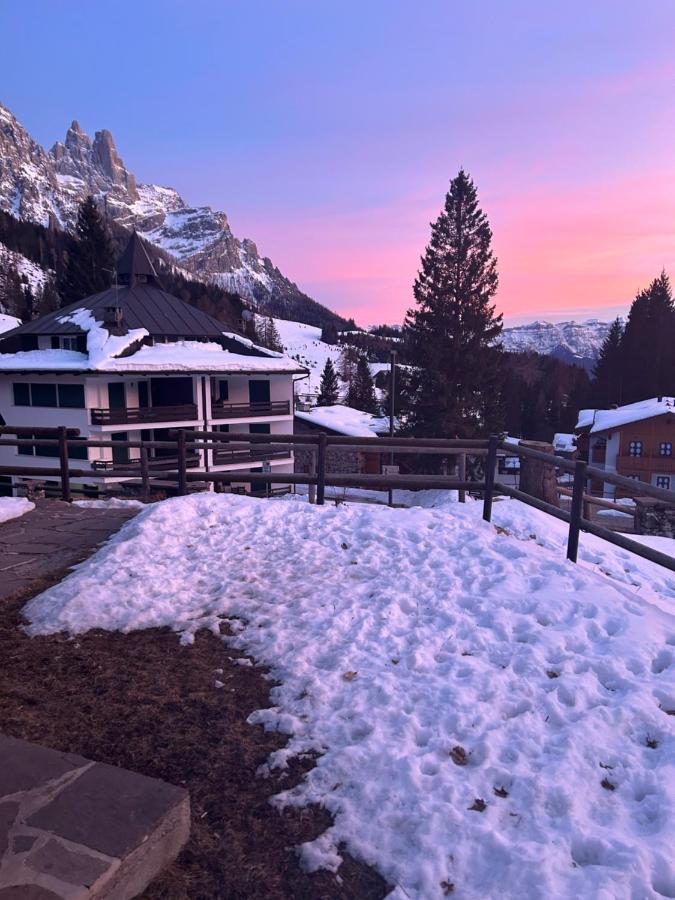 Casa Loria - Appartamento Con Giardino San Martino Di Castrozza Exterior foto